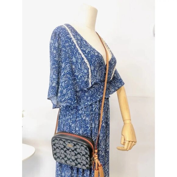 Coach C8666 Mini Camera Bag In Signature Chambray In Gold/DENIM MULTI - Picture 2 of 9